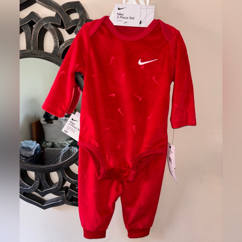Nike 2 piece red velvet matching set